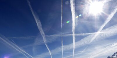 contrails