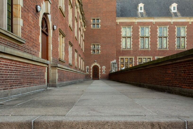 universiteit leiden